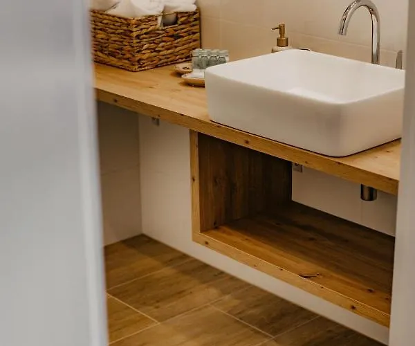 Cis * 크리니차 즈드로이